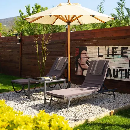 Hotel Monk Living Space