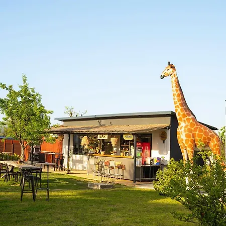 Monk Living Space Hotel