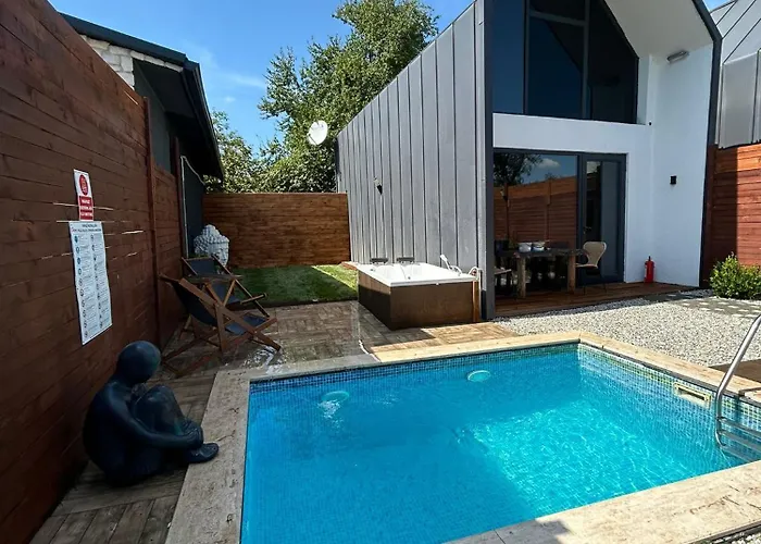 Monk Living Space 코자엘리